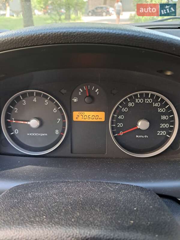 Хэтчбек Hyundai Getz 2008 в Киеве фото 3 Хэтчбек Hyundai Getz 2008 в Киеве