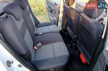 Хэтчбек Hyundai Getz 2006 в 