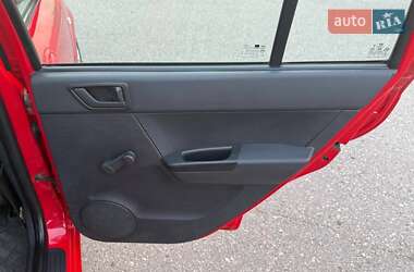 Хэтчбек Hyundai Getz 2010 в 
