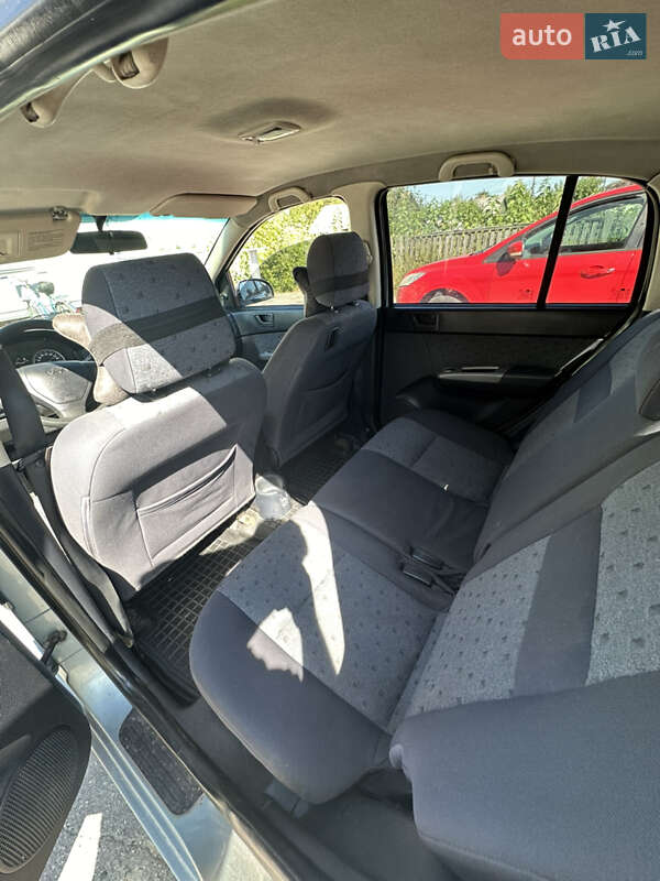 Хэтчбек Hyundai Getz 2004 в Чернигове