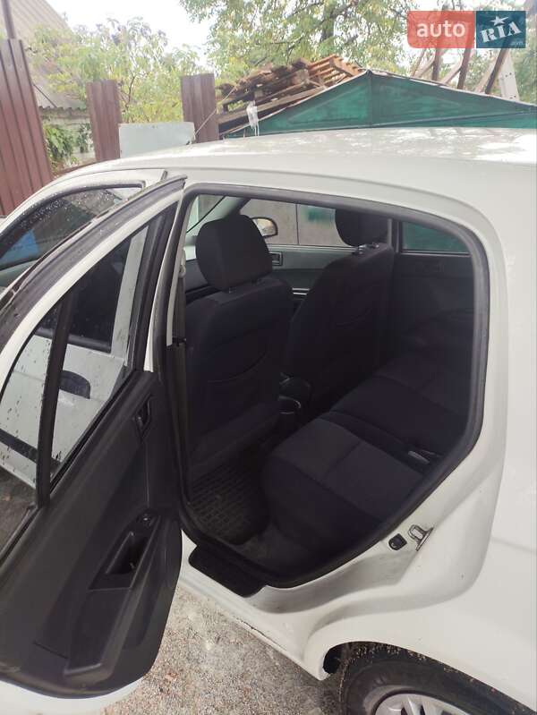 Хэтчбек Hyundai Getz 2009 в Днепре