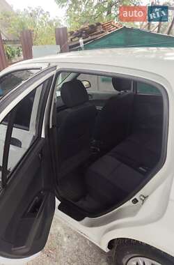 Хэтчбек Hyundai Getz 2009 в 