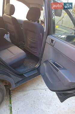 Хэтчбек Hyundai Getz 2009 в 