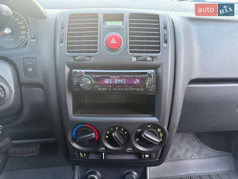 Хэтчбек Hyundai Getz 2010 в Харькове