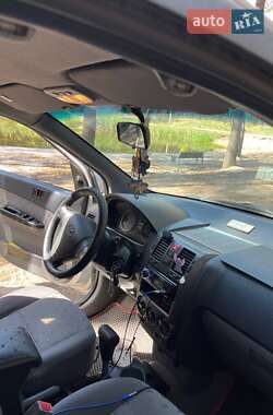 Хэтчбек Hyundai Getz 2003 в 