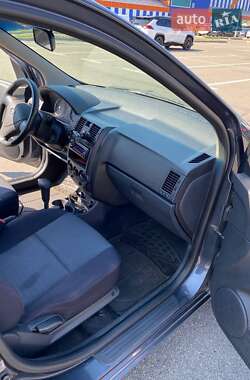 Хэтчбек Hyundai Getz 2010 в 