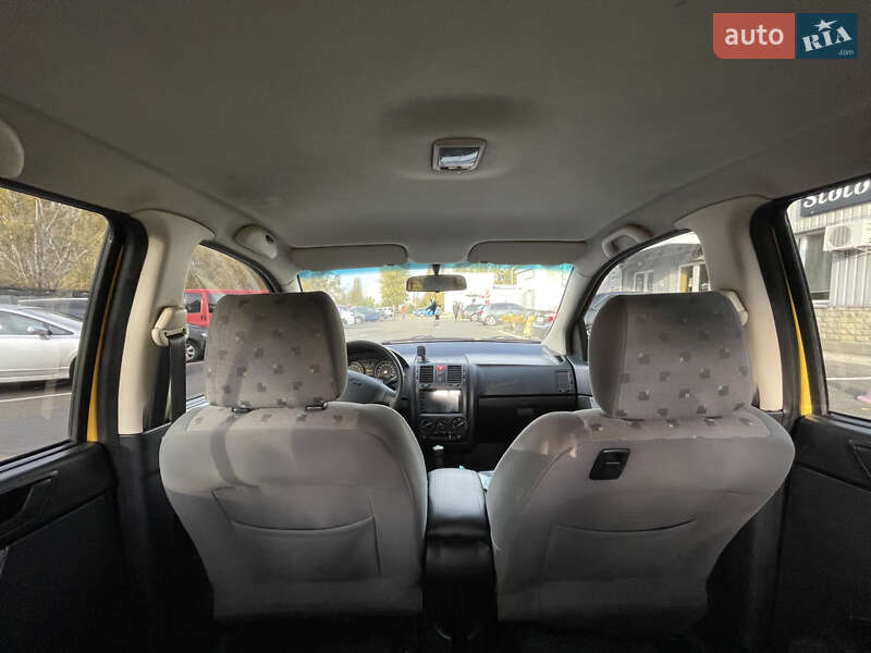 Хэтчбек Hyundai Getz 2004 в Киеве