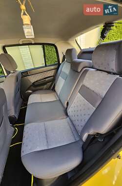 Хэтчбек Hyundai Getz 2004 в 