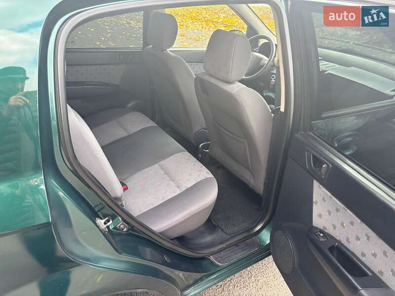 Хэтчбек Hyundai Getz 2004 в Южноукраинске