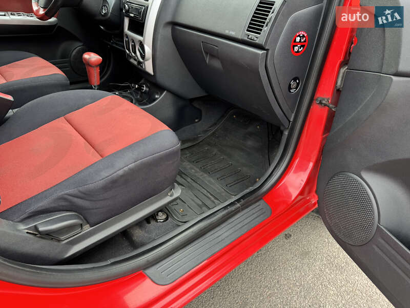 Хэтчбек Hyundai Getz 2008 в Днепре фото 4 Хэтчбек Hyundai Getz 2008 в Днепре