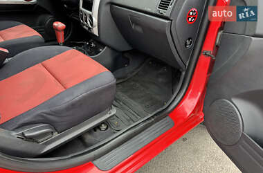 Хетчбек Hyundai Getz 2008 в  фото 4 Хетчбек Hyundai Getz 2008 в