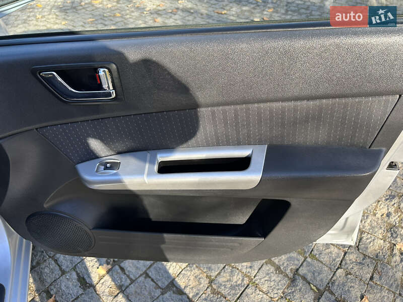 Хетчбек Hyundai Getz 2008 в Чернівцях