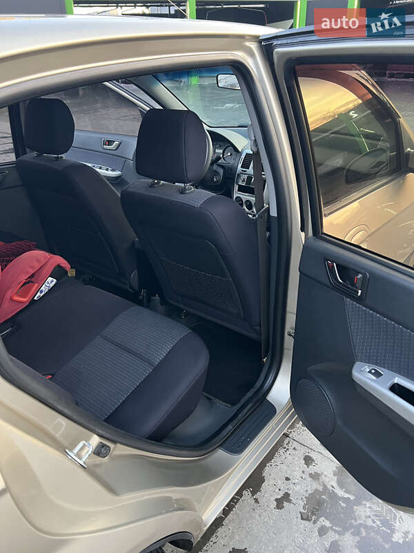 Хетчбек Hyundai Getz 2008 в Чернівцях фото 12 Хетчбек Hyundai Getz 2008 в Чернівцях