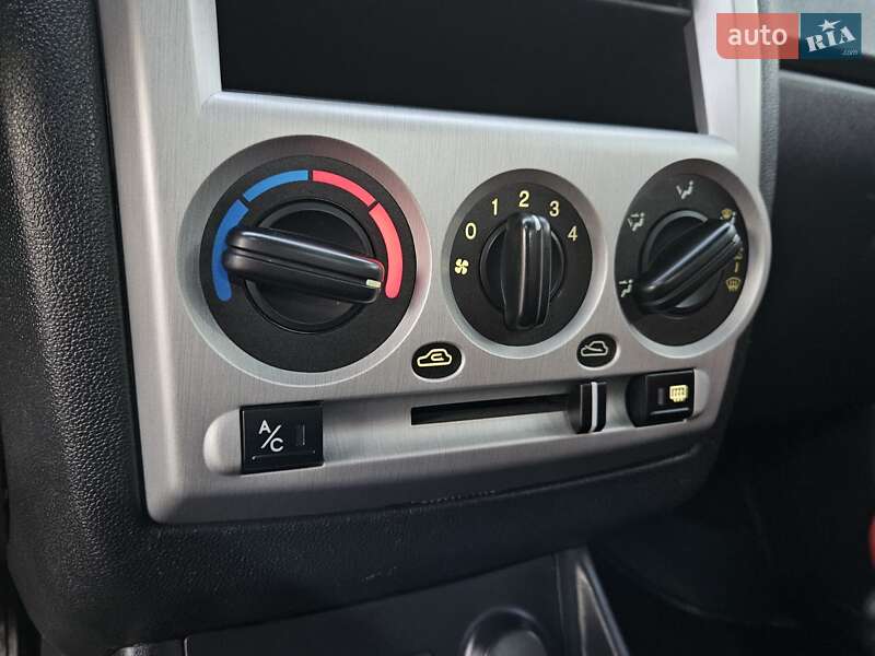 Хетчбек Hyundai Getz 2011 в Житомирі