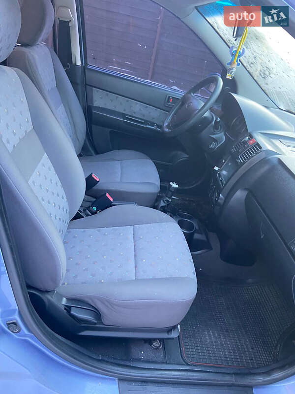 Хэтчбек Hyundai Getz 2004 в Киеве фото 5 Хэтчбек Hyundai Getz 2004 в Киеве