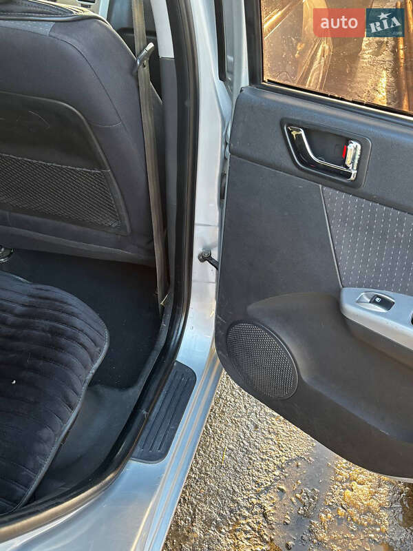 Хэтчбек Hyundai Getz 2007 в Днепре