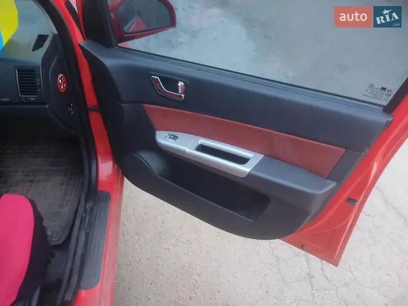Hyundai Getz 2006 VIN KMHBT51DP6U627597 фото оголошення 8 з 48