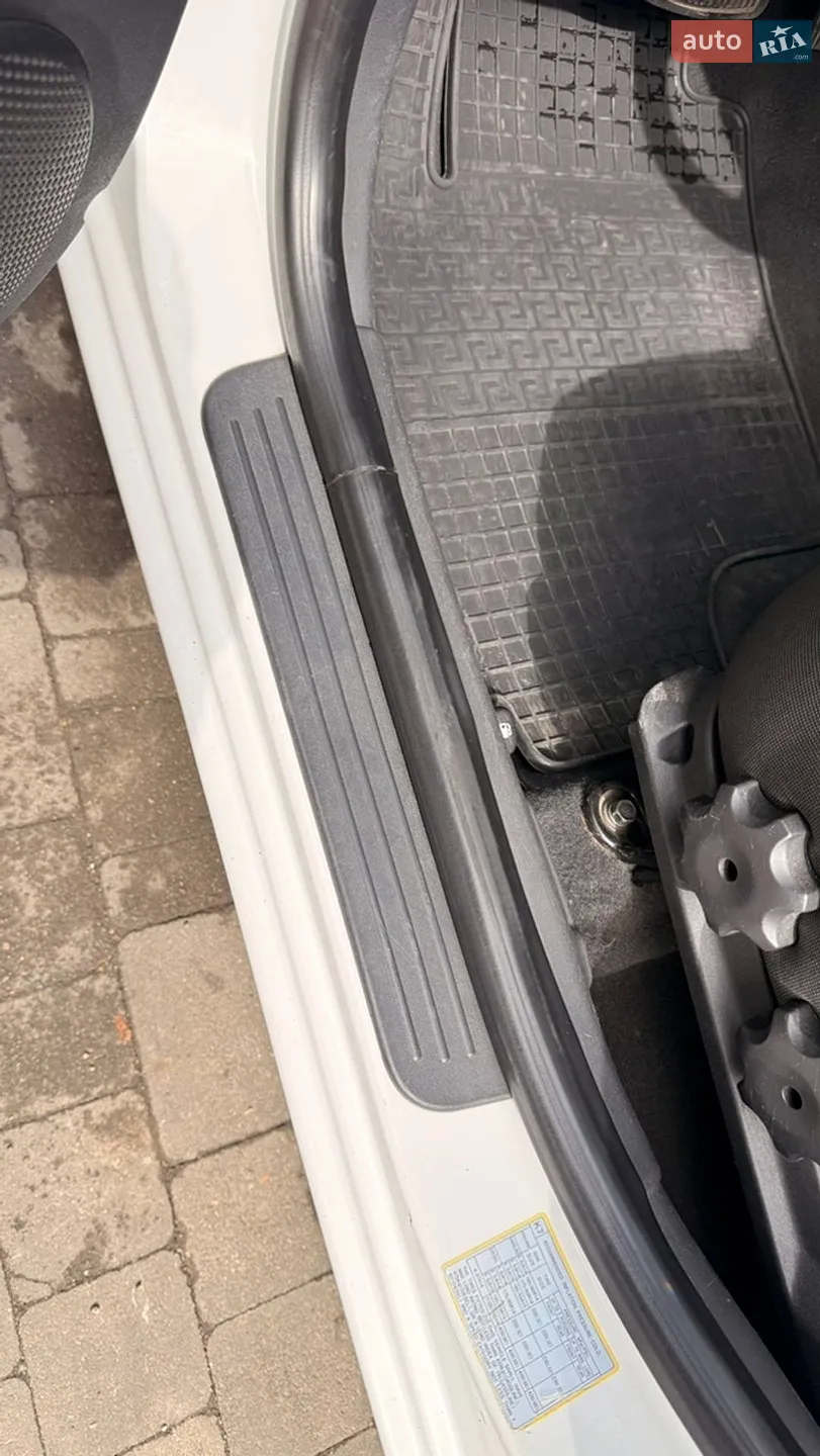 2010 Hyundai Getz - мініатюра 16