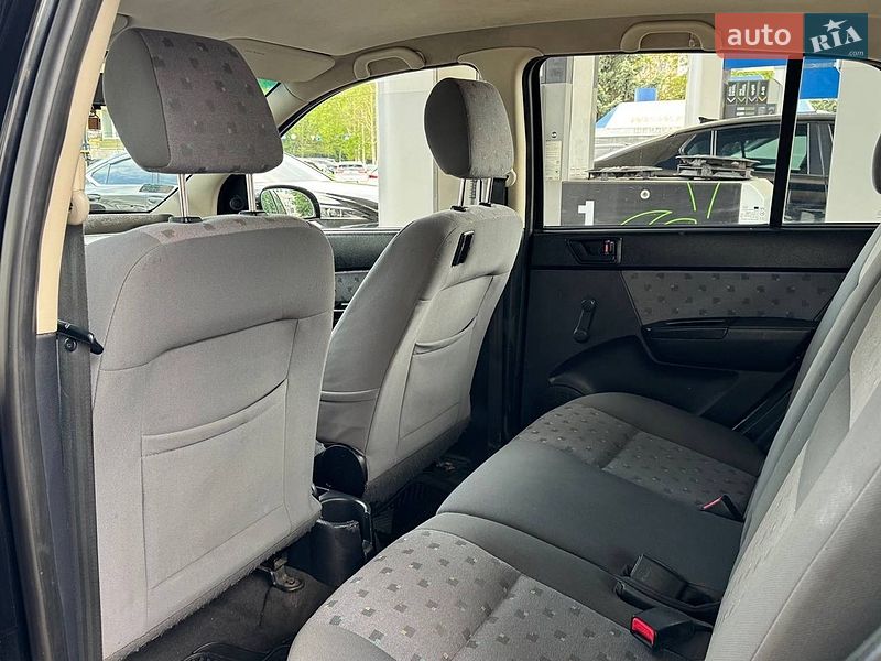 Хэтчбек Hyundai Getz 2004 в Одессе