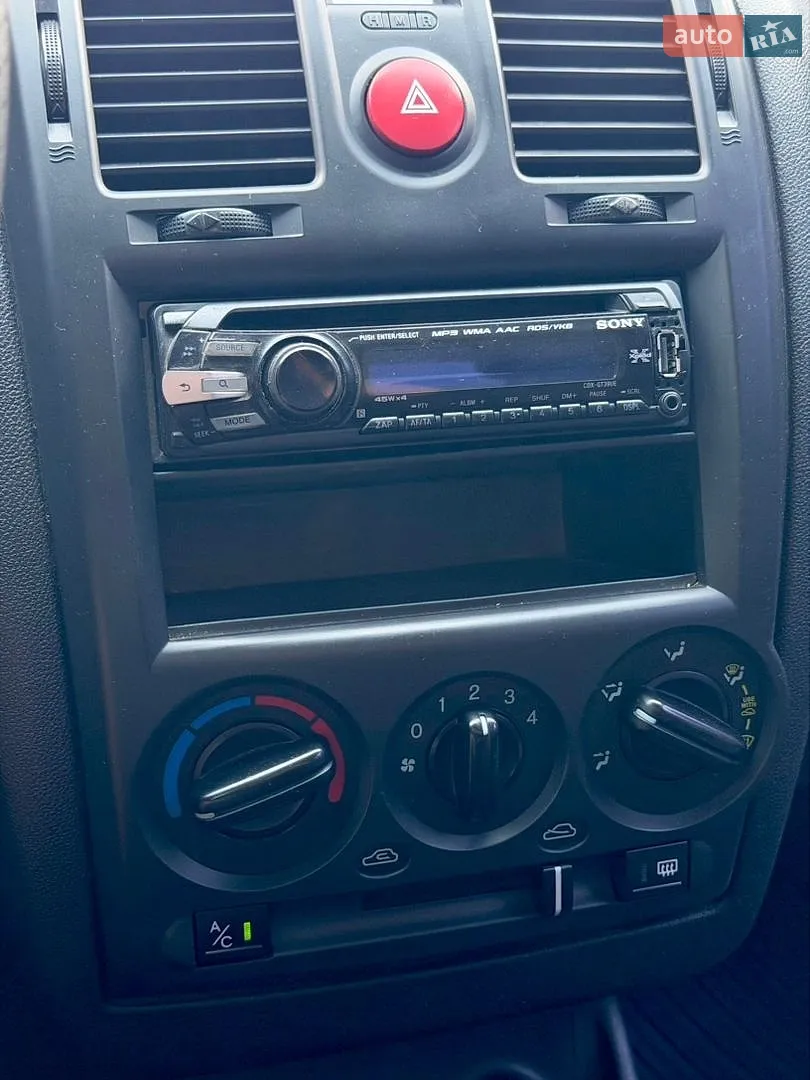2010 Hyundai Getz - мініатюра 19