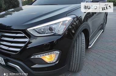 Внедорожник / Кроссовер Hyundai Grand Santa Fe 2015 в Кельменцах