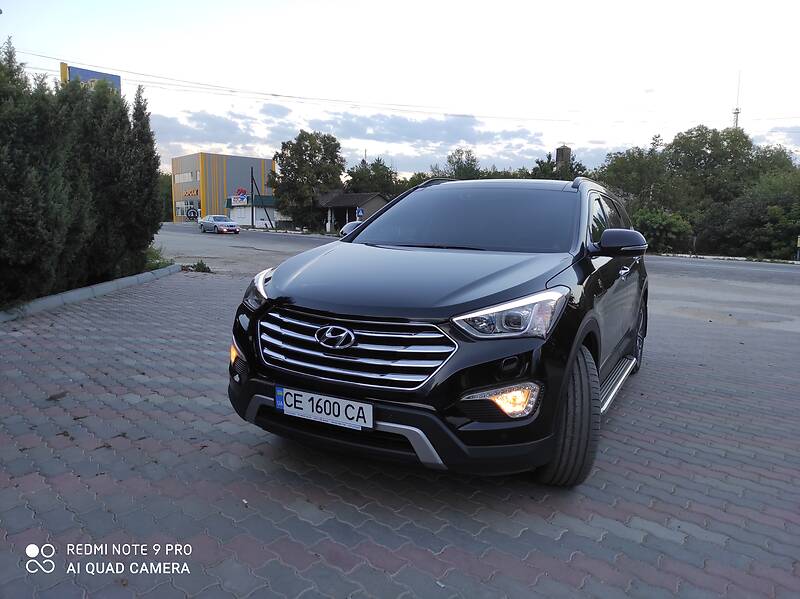 Внедорожник / Кроссовер Hyundai Grand Santa Fe 2015 в Кельменцах