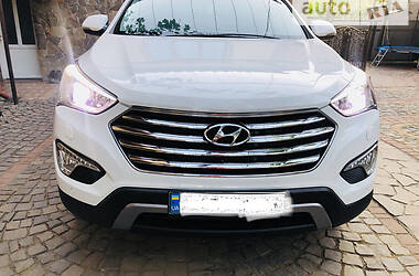 Внедорожник / Кроссовер Hyundai Grand Santa Fe 2016 в Иршаве