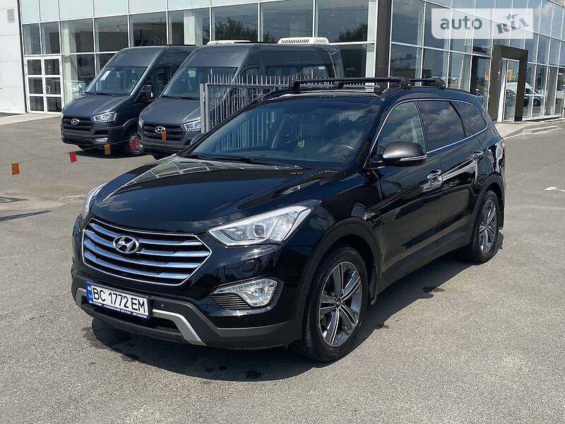 Внедорожник / Кроссовер Hyundai Grand Santa Fe 2015 в 