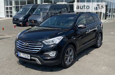 Внедорожник / Кроссовер Hyundai Grand Santa Fe 2015 в 
