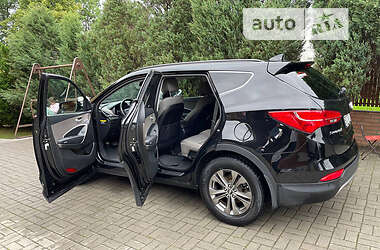 Внедорожник / Кроссовер Hyundai Grand Santa Fe 2014 в 