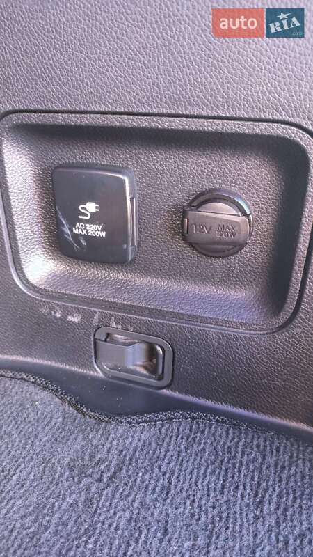 Внедорожник / Кроссовер Hyundai Grand Santa Fe 2014 в Киеве