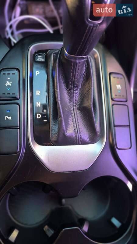 Внедорожник / Кроссовер Hyundai Grand Santa Fe 2014 в Киеве