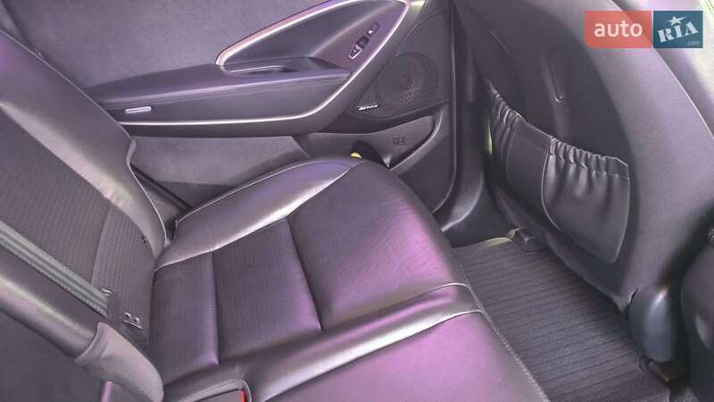 Внедорожник / Кроссовер Hyundai Grand Santa Fe 2014 в Киеве