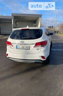 Внедорожник / Кроссовер Hyundai Grand Santa Fe 2017 в Любаре