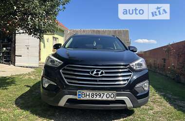 Позашляховик / Кросовер Hyundai Grand Santa Fe 2015 в Чернівцях