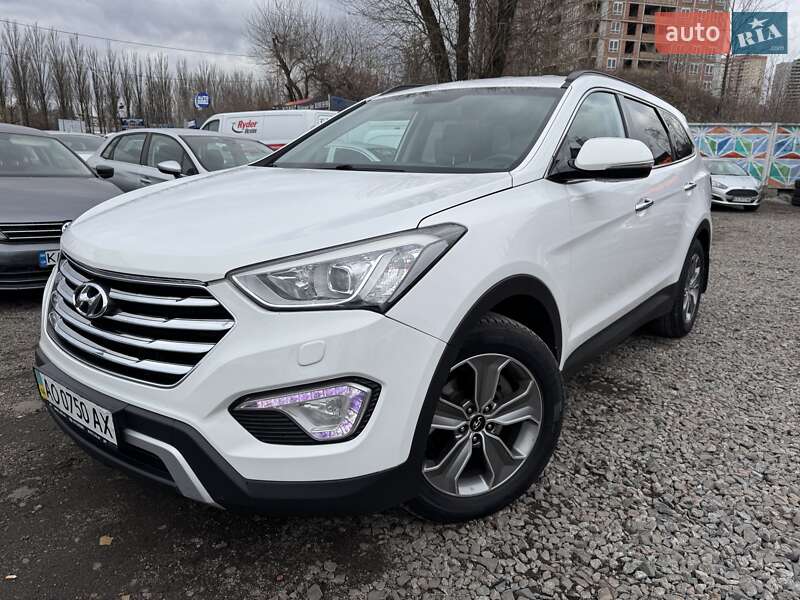 Позашляховик / Кросовер Hyundai Grand Santa Fe 2015 в Києві