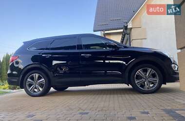 Внедорожник / Кроссовер Hyundai Grand Santa Fe 2016 в 