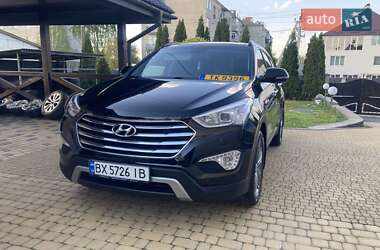 Внедорожник / Кроссовер Hyundai Grand Santa Fe 2016 в 