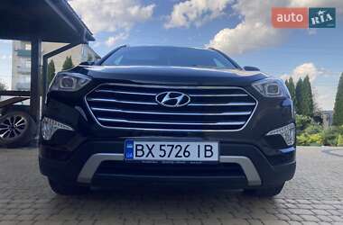 Внедорожник / Кроссовер Hyundai Grand Santa Fe 2016 в 