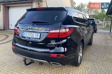 Внедорожник / Кроссовер Hyundai Grand Santa Fe 2016 в 