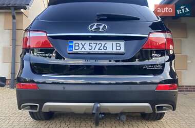 Внедорожник / Кроссовер Hyundai Grand Santa Fe 2016 в 
