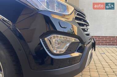 Внедорожник / Кроссовер Hyundai Grand Santa Fe 2016 в 