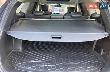 Внедорожник / Кроссовер Hyundai Grand Santa Fe 2016 в 