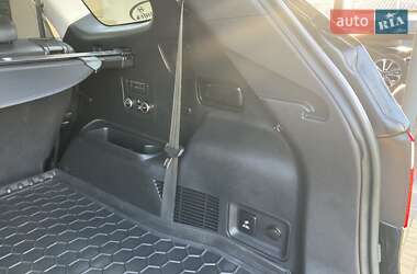 Внедорожник / Кроссовер Hyundai Grand Santa Fe 2016 в 