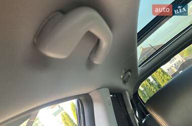Внедорожник / Кроссовер Hyundai Grand Santa Fe 2016 в 