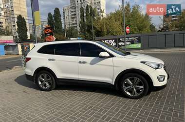 Внедорожник / Кроссовер Hyundai Grand Santa Fe 2013 в 
