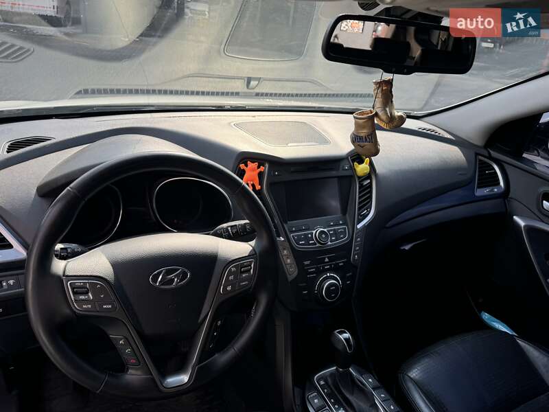 Внедорожник / Кроссовер Hyundai Grand Santa Fe 2013 в Харькове