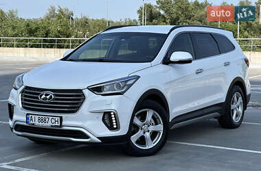 Позашляховик / Кросовер Hyundai Grand Santa Fe 2017 в 