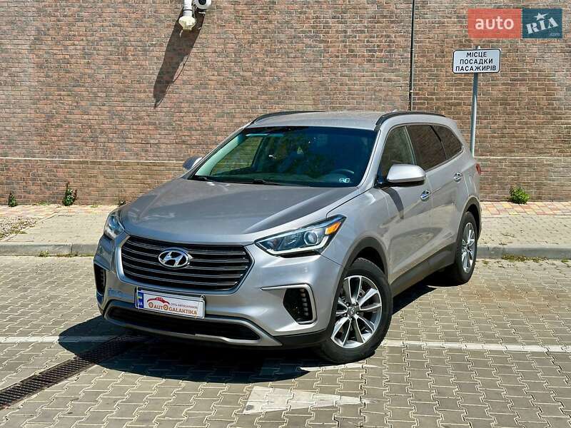 Hyundai Grand Santa Fe 2016