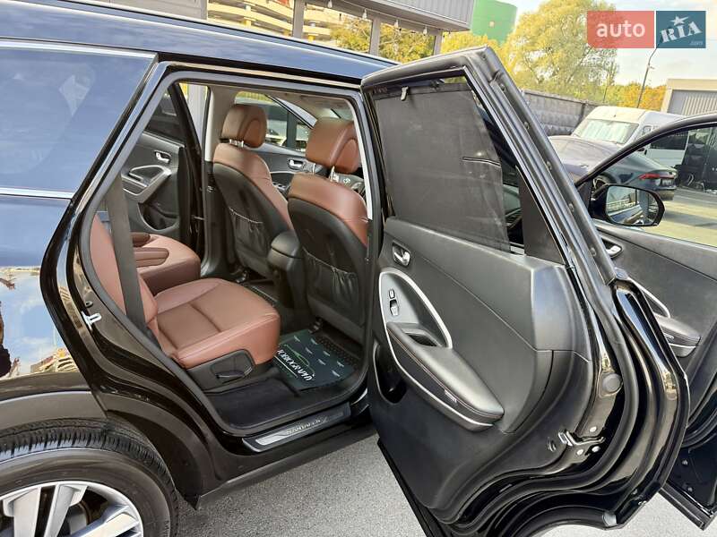 Внедорожник / Кроссовер Hyundai Grand Santa Fe 2015 в Киеве